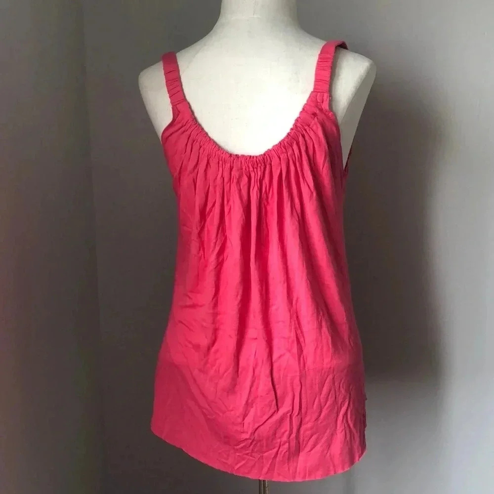 Pink Tank - Picture 3 of 5